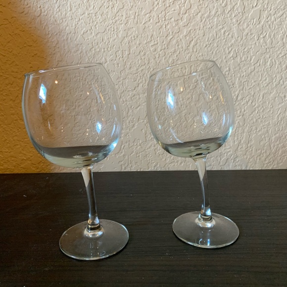Set of 2 tipsy wine glasses - Picture 2 of 7